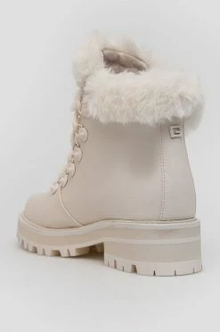 Γυναικεία Μποτάκια εργασίας Guess Issa μπεζ 8 Γυναικεία Μποτάκια εργασίας Guess Issa μπεζ -Guess Κατάστημα unnamed file 1083