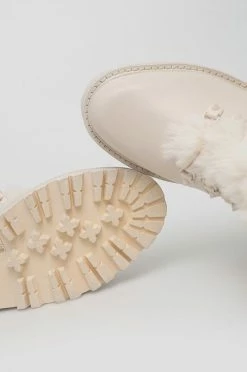 Γυναικεία Μποτάκια εργασίας Guess Issa μπεζ 9 Γυναικεία Μποτάκια εργασίας Guess Issa μπεζ -Guess Κατάστημα unnamed file 1084