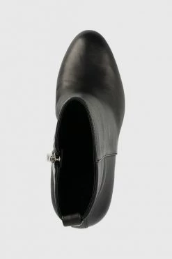 Γυναικεία Μποτάκια Δερμάτινες μπότες Guess Dennis χρώμα: μαύρο -Guess Κατάστημα unnamed file 111