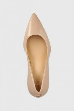 Γυναικεία Χαμηλά τακούνια Δερμάτινα γοβάκια Guess Bettey μπεζ -Guess Κατάστημα unnamed file 1179