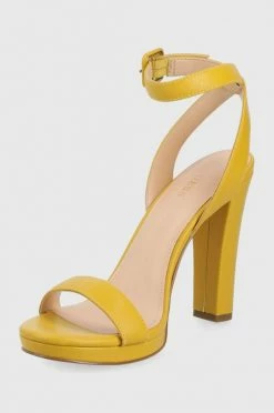 Γυναικεία Πέδιλα με τακούνι Δερμάτινα σανδάλια Guess Kalare κίτρινο -Guess Κατάστημα unnamed file 1790