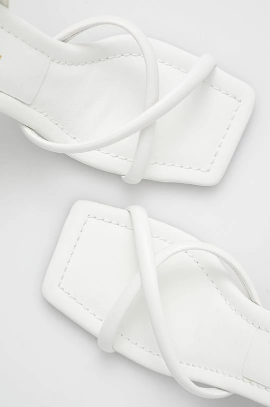 Γυναικεία Πέδιλα με τακούνι Δερμάτινα σανδάλια Guess Dezza άσπρο 6 Γυναικεία Πέδιλα με τακούνι Δερμάτινα σανδάλια Guess Dezza άσπρο - Image 4