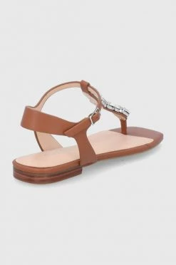 Γυναικεία Σανδάλια Δερμάτινα σανδάλια Guess Sefora χρώμα: καφέ -Guess Κατάστημα unnamed file 2187