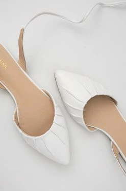 Γυναικεία Μπαλαρίνες Μπαλλαρίνες Guess Carlas άσπρο -Guess Κατάστημα unnamed file 2282