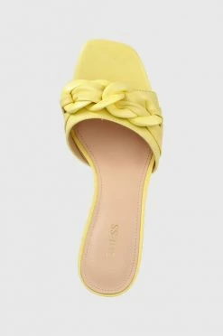 Γυναικεία Σαγιονάρες Δερμάτινες παντόφλες Guess Dillie χρώμα: κίτρινο -Guess Κατάστημα unnamed file 2308