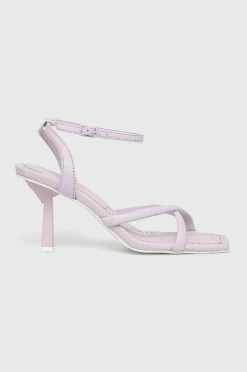 Γυναικεία Πέδιλα με τακούνι Δερμάτινα σανδάλια Guess Dezza μαύρο