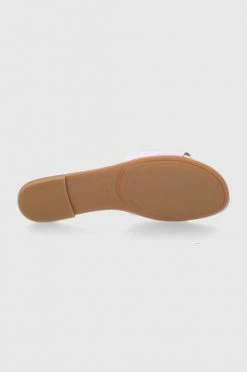 Γυναικεία Σαγιονάρες Παντόφλες Guess Tashia χρώμα: μοβ 11 Γυναικεία Σαγιονάρες Παντόφλες Guess Tashia χρώμα: μοβ -Guess Κατάστημα unnamed file 2398