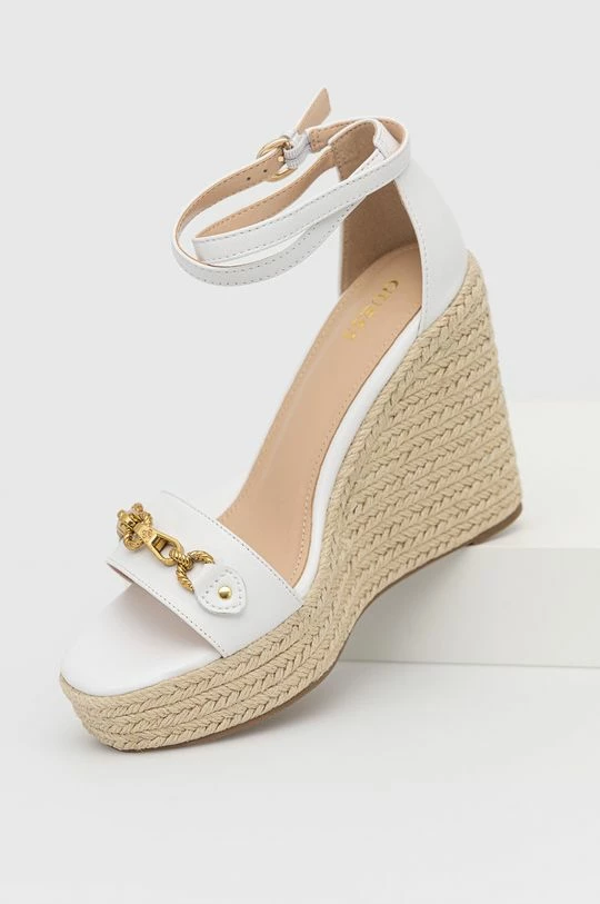 Γυναικεία Πέδιλα με τακούνι Δερμάτινα σανδάλια Guess Wendy χρώμα: άσπρο 4 Γυναικεία Πέδιλα με τακούνι Δερμάτινα σανδάλια Guess Wendy χρώμα: άσπρο - Image 2