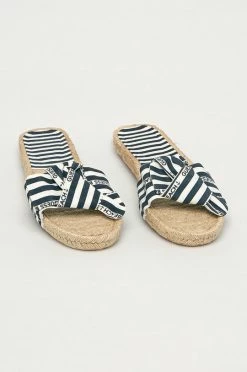 Guess Κατάστημα -Guess Κατάστημα unnamed file 2486