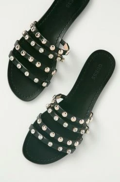 Γυναικεία Σαγιονάρες Guess - Παντόφλες μαύρο -Guess Κατάστημα unnamed file 2496
