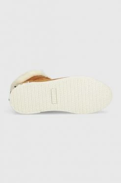 Γυναικεία Μποτάκια Σουέτ μπότες Guess Ruke2 χρώμα: καφέ -Guess Κατάστημα unnamed file 303