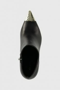 Γυναικεία Μποτάκια Δερμάτινες μπότες Guess Alinda χρώμα: μαύρο 10 Γυναικεία Μποτάκια Δερμάτινες μπότες Guess Alinda χρώμα: μαύρο -Guess Κατάστημα unnamed file 536