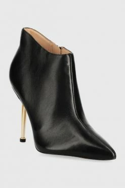 Γυναικεία Μποτάκια Δερμάτινες μπότες Guess Sazzi χρώμα: μαύρο -Guess Κατάστημα unnamed file 543