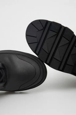 Γυναικεία Μποτάκια Guess χρώμα: μαύρο 9 Γυναικεία Μποτάκια Guess χρώμα: μαύρο -Guess Κατάστημα unnamed file 938